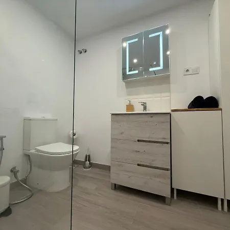 Comfortable Spacious Flat Near Station *