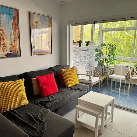 Comfortable Spacious Flat Near Station * Torremolinos