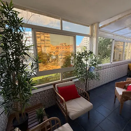 Apartment Comfortable Spacious Flat Near Station