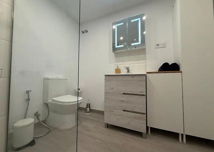 Comfortable Spacious Flat Near Station *