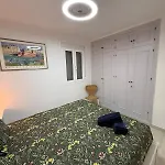 아파트 Comfortable Spacious Flat Near Station *