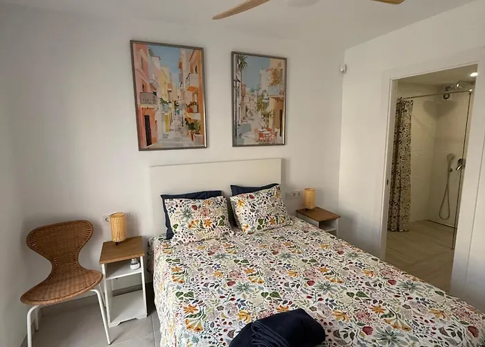 아파트 Comfortable Spacious Flat Near Station *