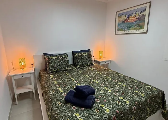 Lejlighed Comfortable Spacious Flat Near Station